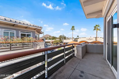 $975,000 | 7039 East Main Street, Unit A206, Scottsdale, AZ 85251