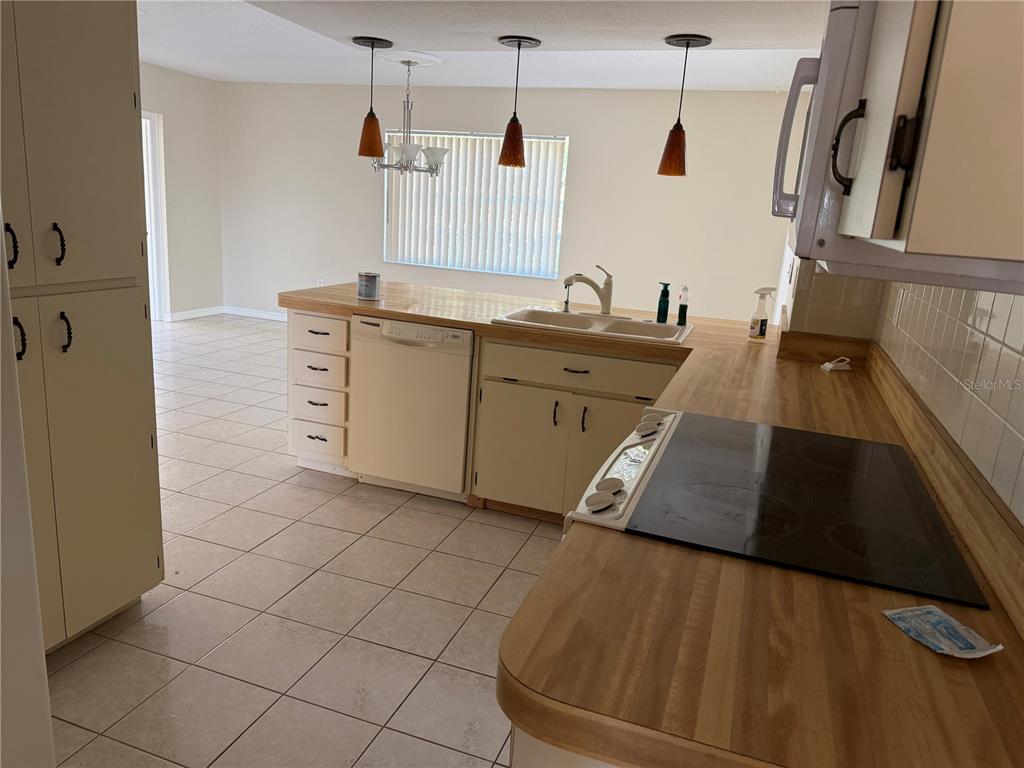 2016 Deborah Drive Spring Hill, FL 34609 - Photo 6 of 25