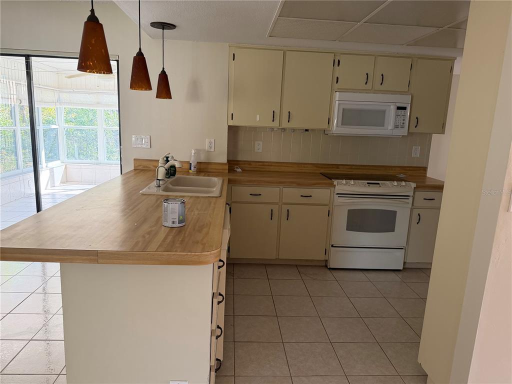 2016 Deborah Drive Spring Hill, FL 34609 - Photo 7 of 25