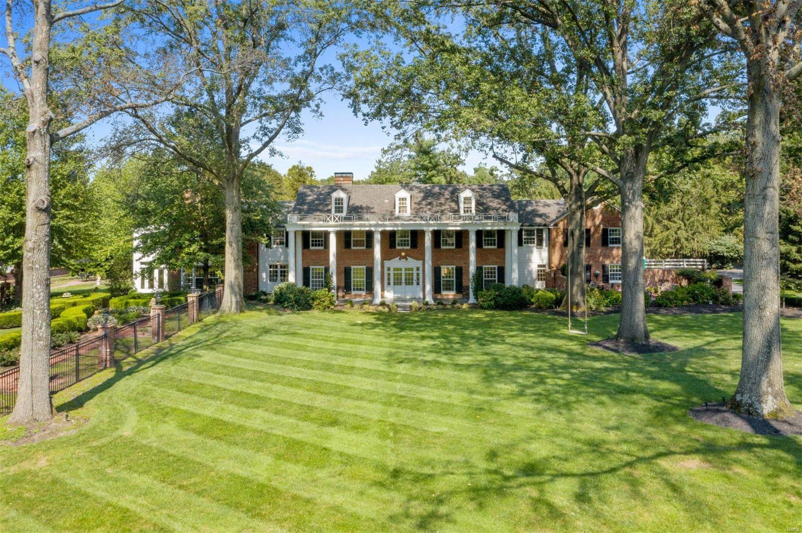 9633 Ladue Road St. Louis, MO 63124 - Photo 1 of 50