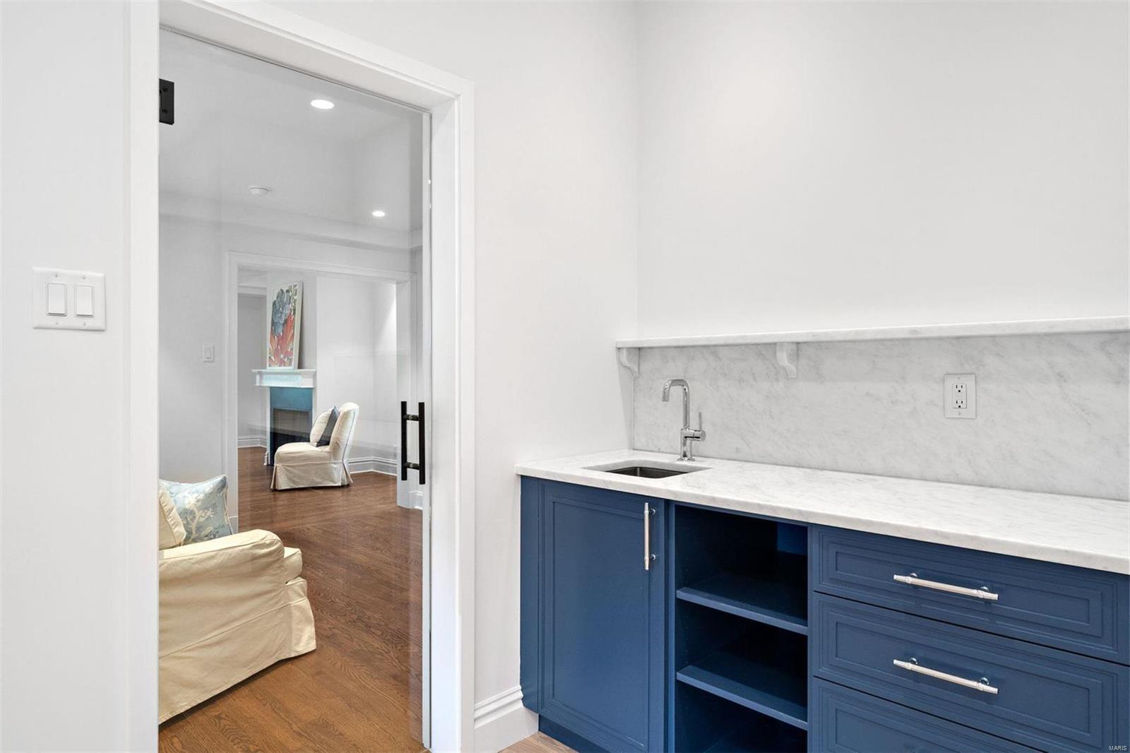 9633 Ladue Road St. Louis, MO 63124 - Photo 24 of 50