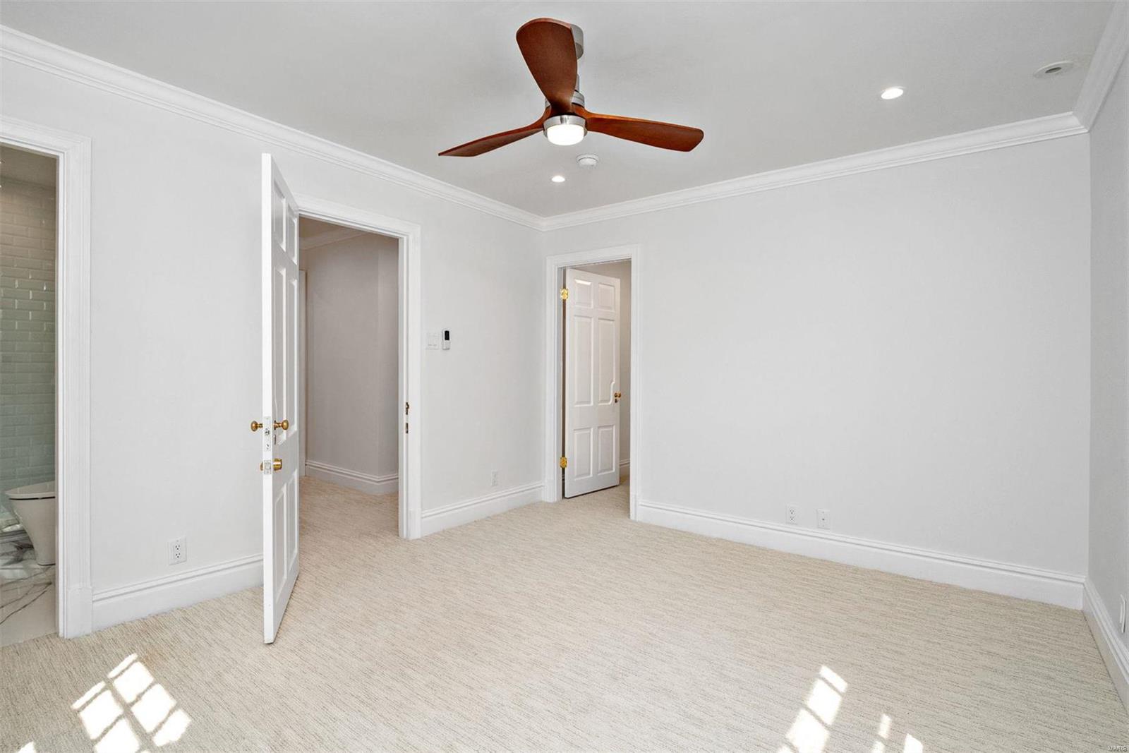 9633 Ladue Road St. Louis, MO 63124 - Photo 38 of 50