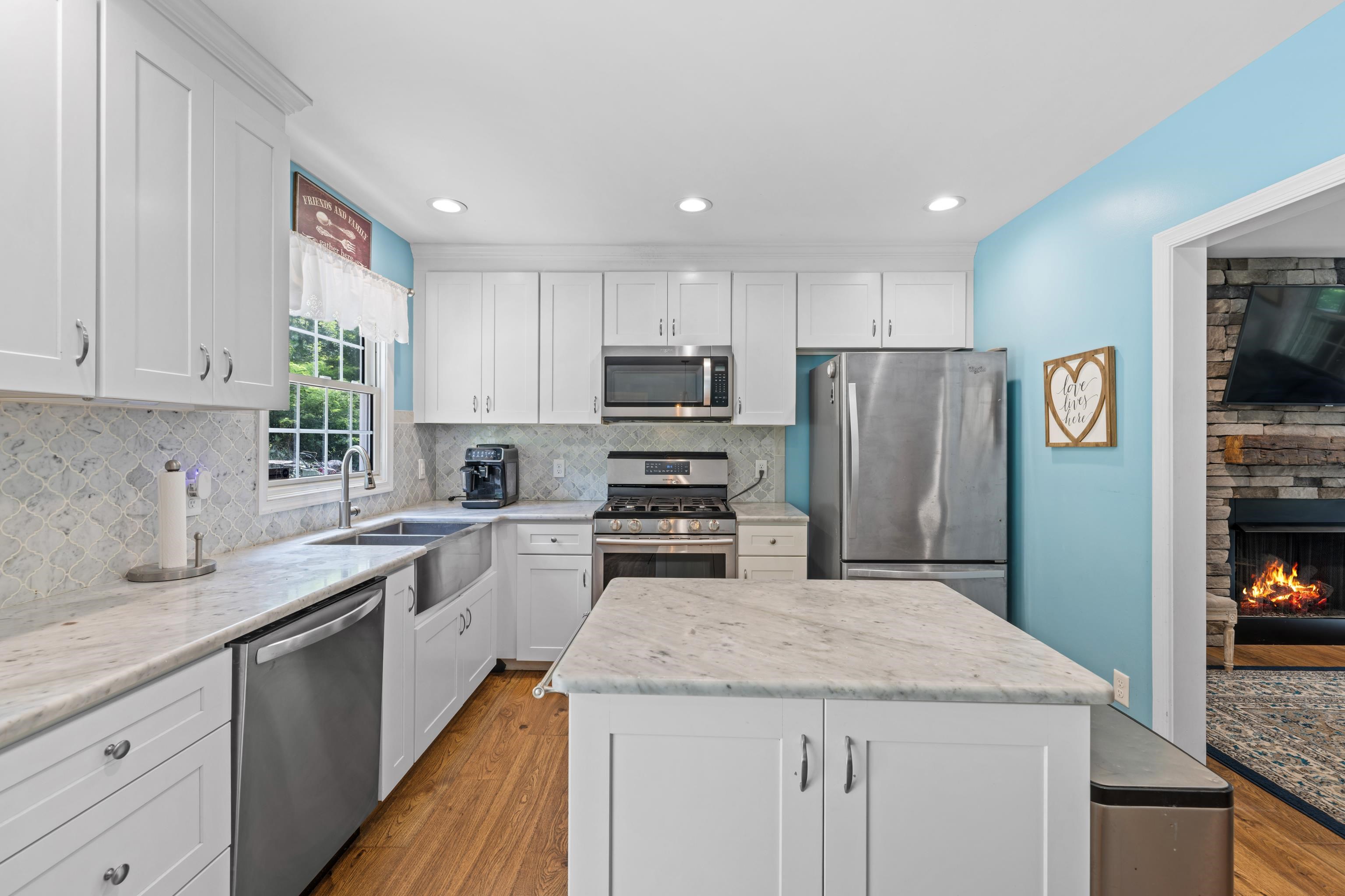 40 Bear Den Road Waynesboro, VA 22980 - Photo 6 of 57 Gallery Image 6