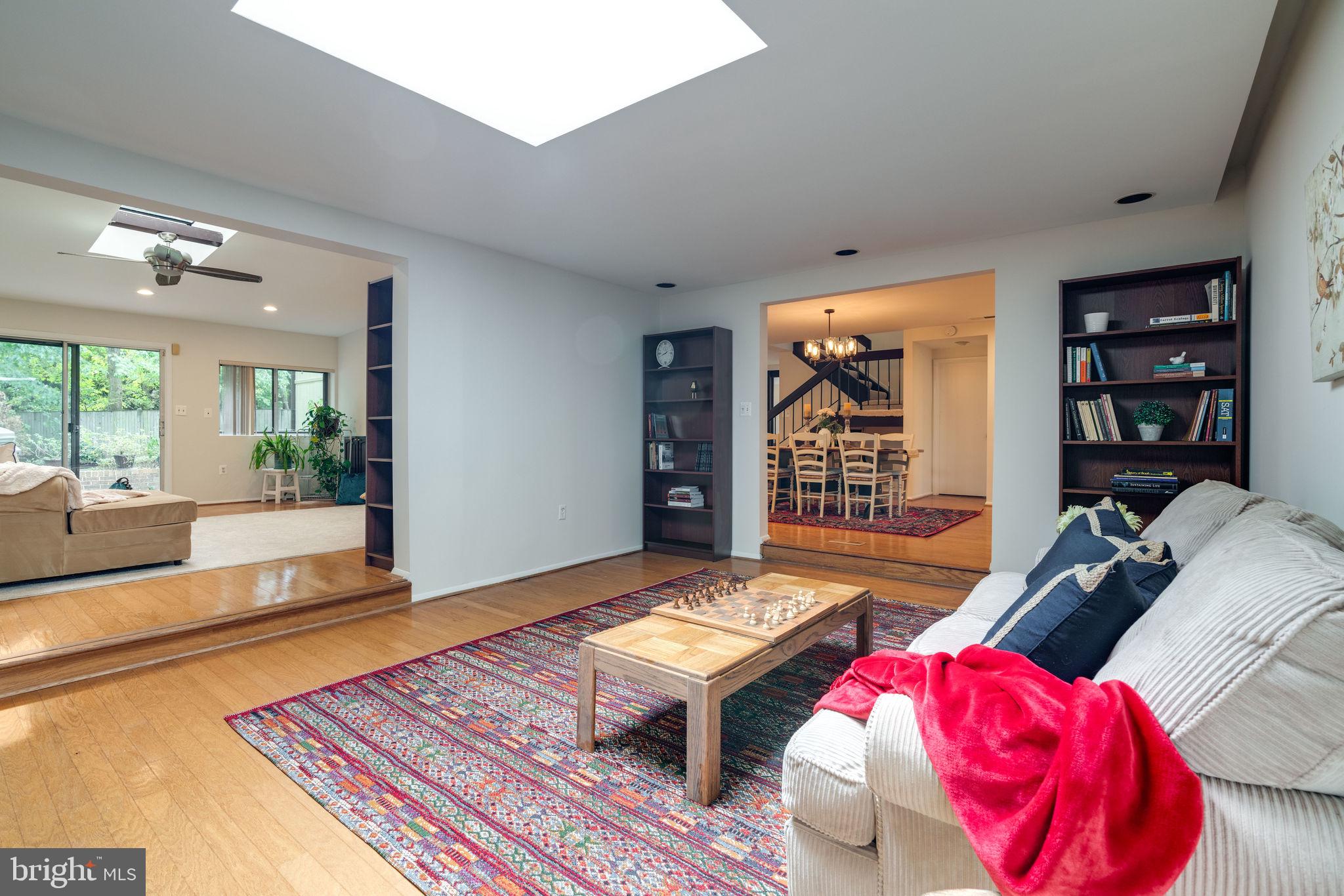 5933 Veranda Drive Springfield, VA 22152 - Photo 14 of 41 DREAM OF HOW TO USE THIS WONDERFUL SPACES!