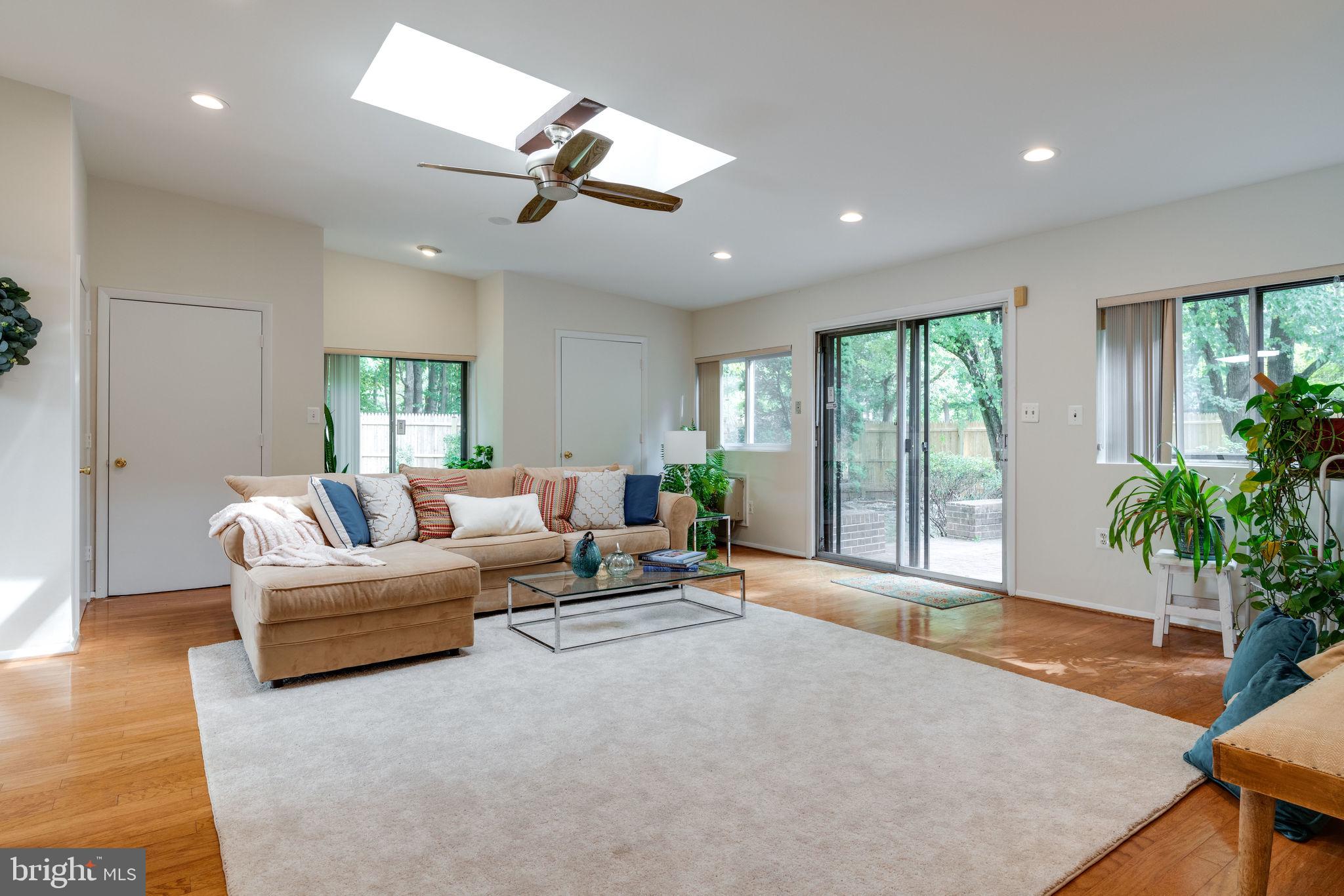 5933 Veranda Drive Springfield, VA 22152 - Photo 15 of 41 FAMILY ROOM HAS MULTIPLE LARGE CLOSETS