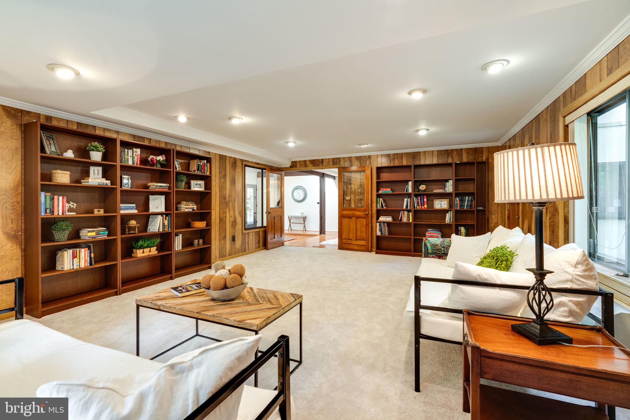 5933 Veranda Drive Springfield, VA 22152 - Photo 19 of 41 SO MANY WAYS TO USE THIS HUGE ROOM