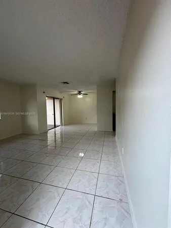 $1,850 | 6031 10th Avenue North, Unit 218, Greenacres, FL 33463