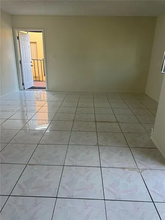 $1,850 | 6031 10th Avenue North, Unit 218, Greenacres, FL 33463