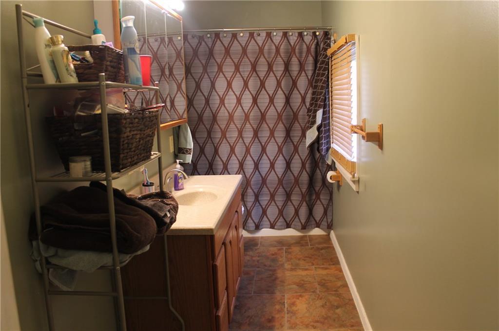 917 Lindsey Road Sidney, OH 45365 - Photo 18 of 26 Gallery Image 18