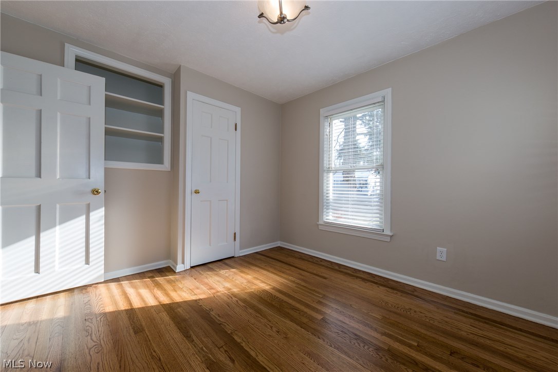 5239 Edenhurst Road Cleveland, OH 44124 - Photo 12 of 25