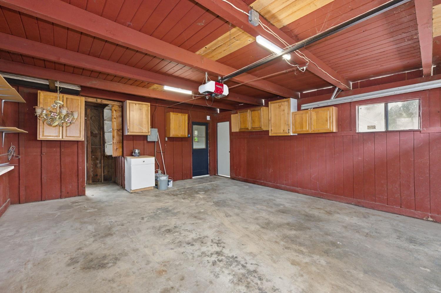 4205 Ralph Lane North Fresno, CA 93727 - Photo 41 of 59