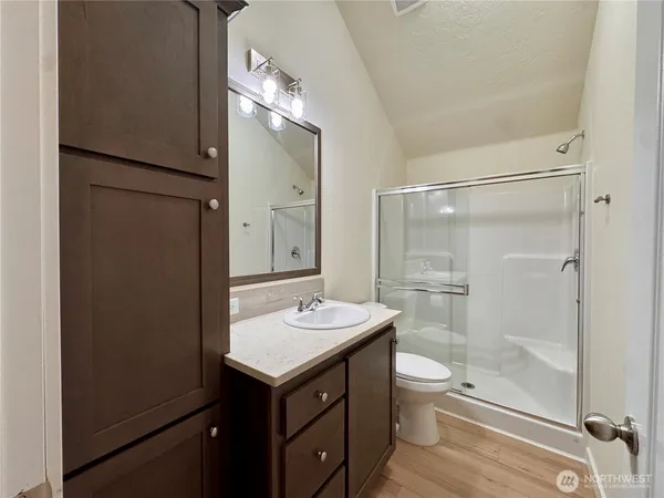 $1,850 | 33 N Mount, Hoodsport, WA 98548