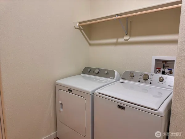$1,850 | 33 N Mount, Hoodsport, WA 98548