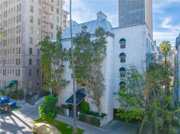 $590,000 | 631 South Kenmore Avenue, Unit 406, Los Angeles, CA 90005