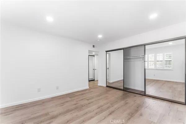 $590,000 | 631 South Kenmore Avenue, Unit 406, Los Angeles, CA 90005