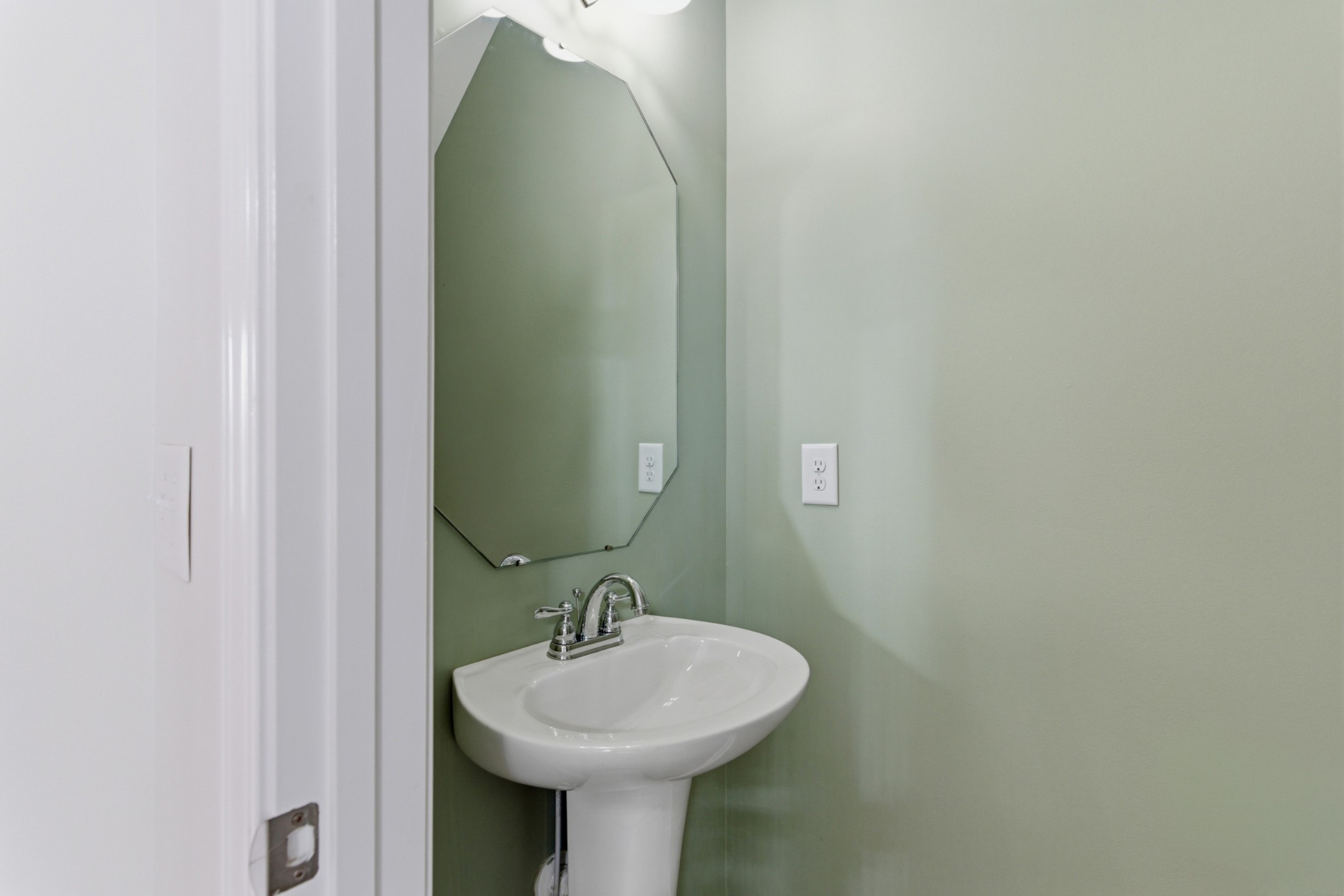 2020 Hemlock Drive Spring Hill, TN 37174 - Photo 13 of 23