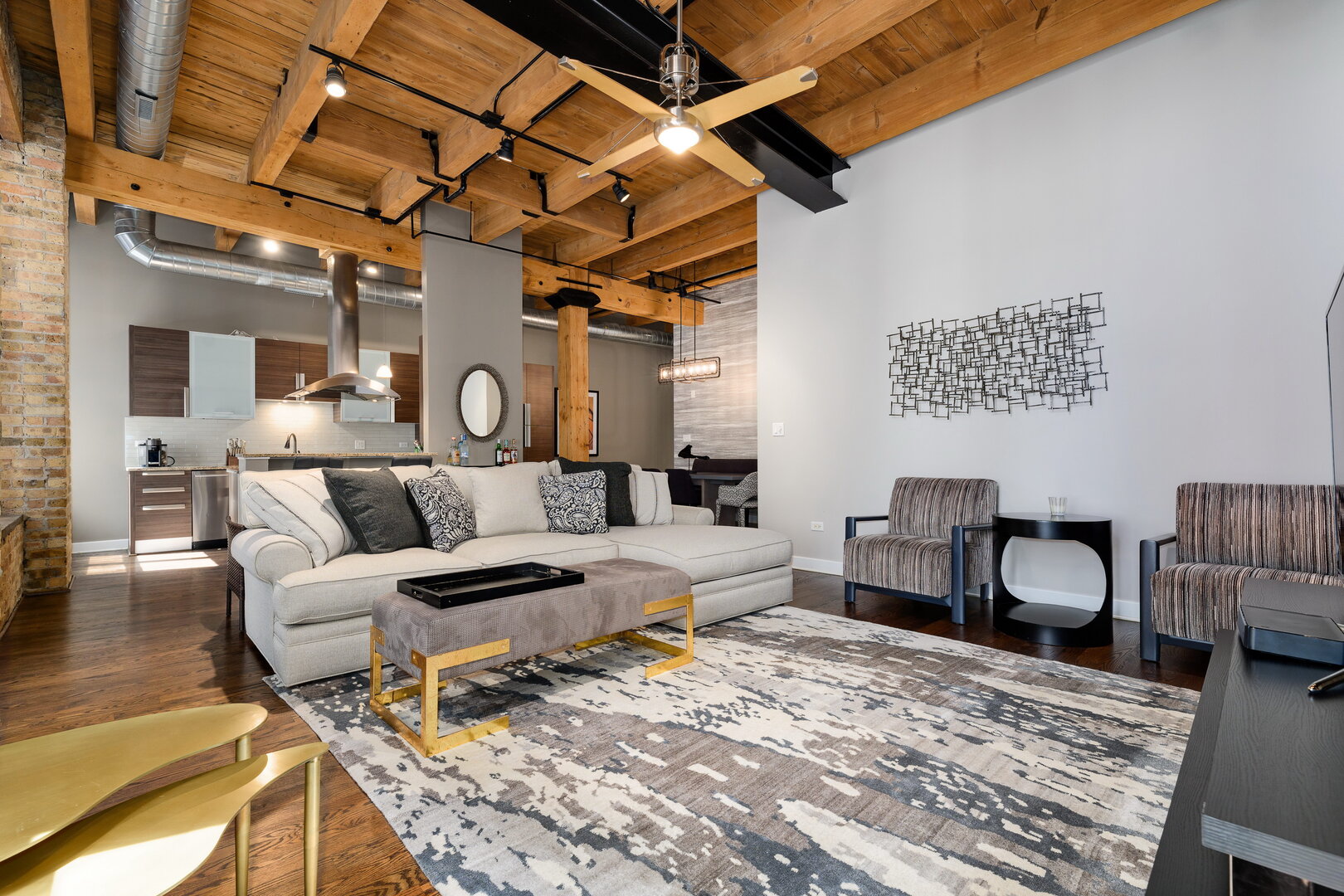 154 West Hubbard Street, Unit 203 Chicago, IL 60654 - Photo 7 of 25