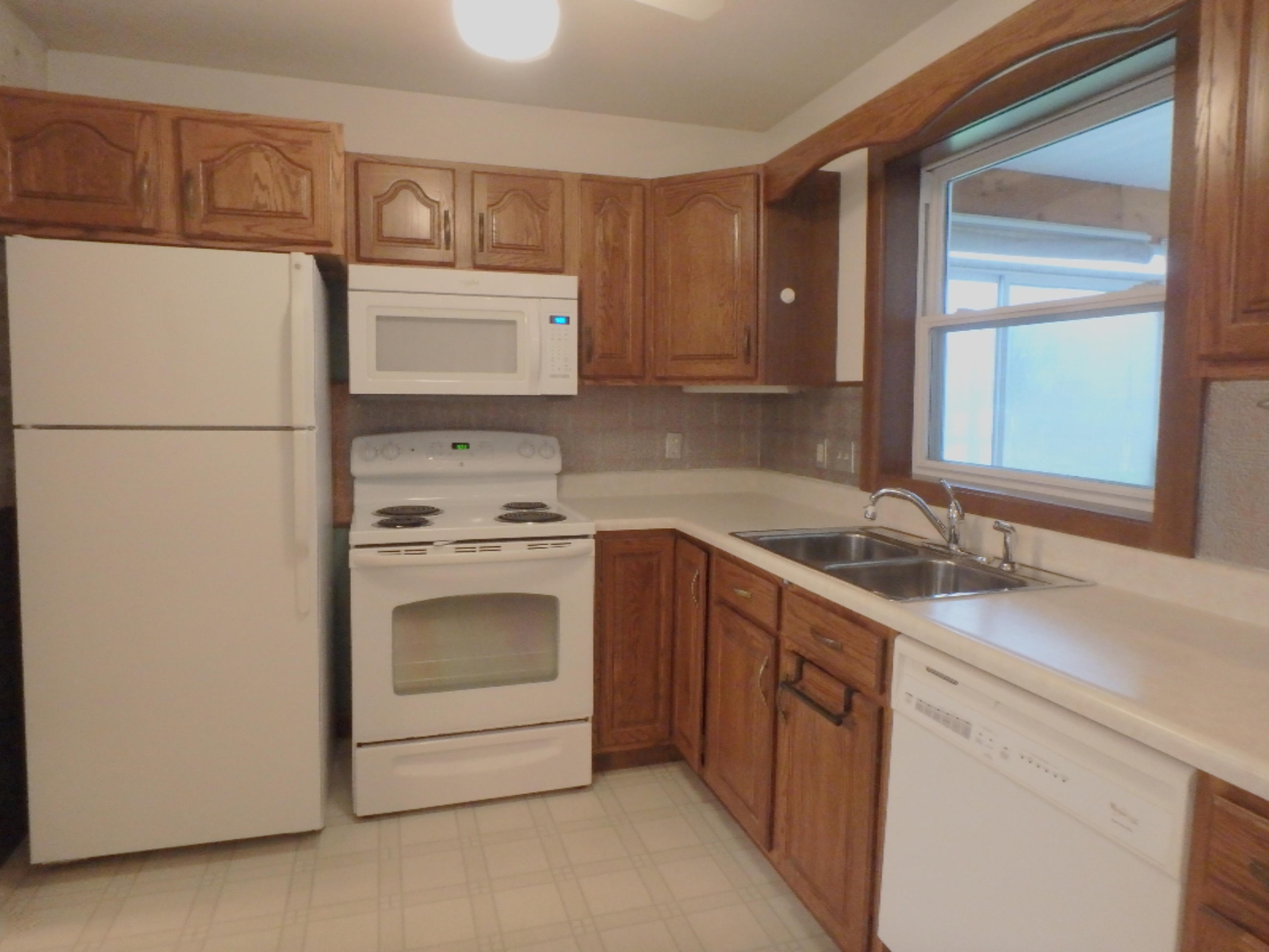 2130 Weaver Road Niles, MI 49120 - Photo 12 of 36 P3301996