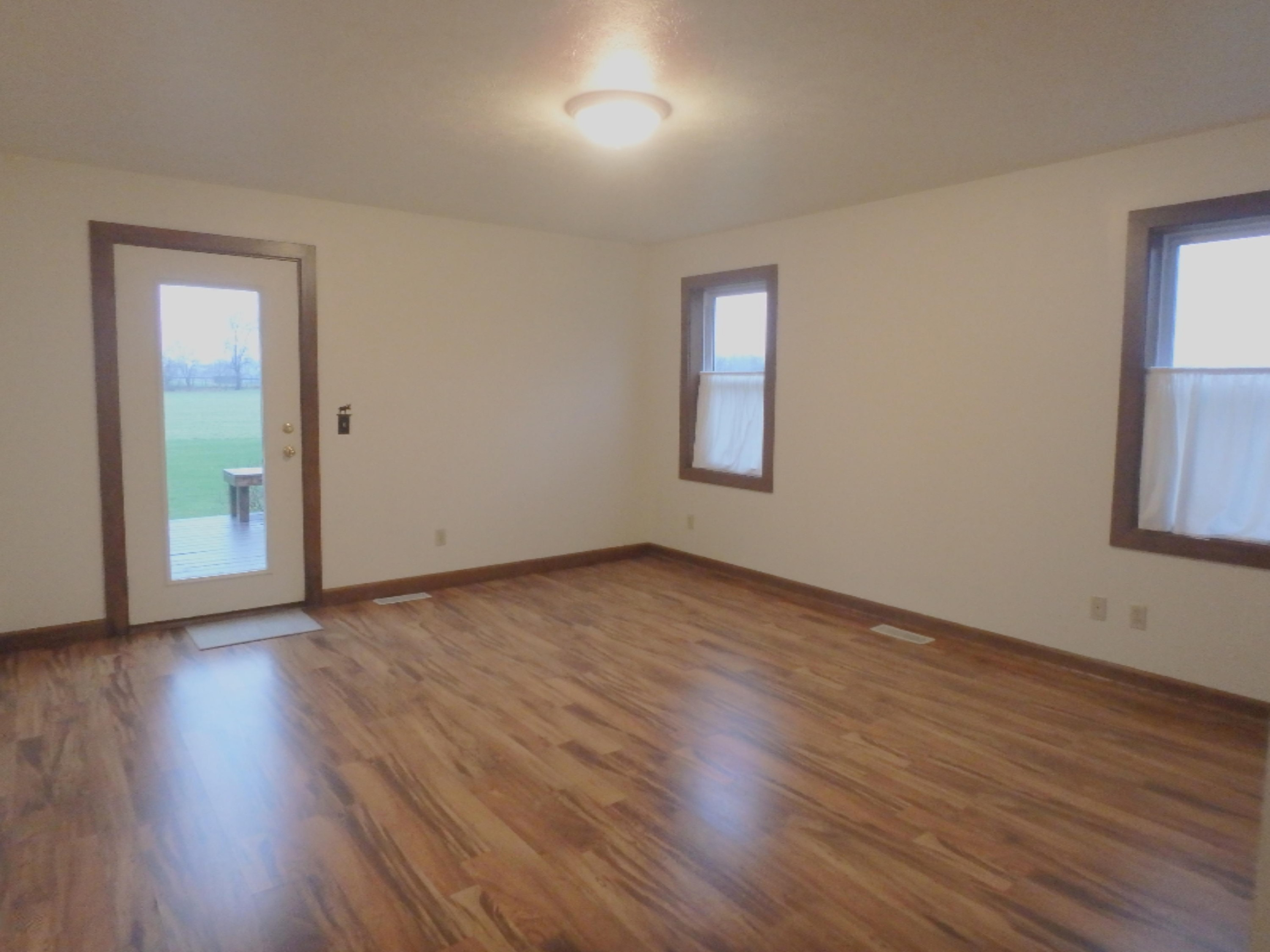 2130 Weaver Road Niles, MI 49120 - Photo 15 of 36 P3301916