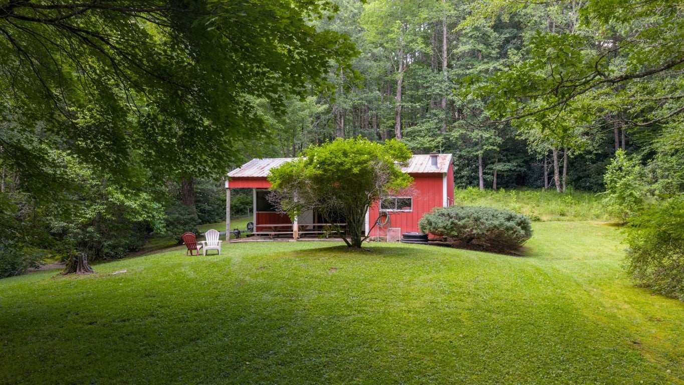 1177 Hicks Road Highlands, NC 28741 - Photo 59 of 61 Party Barn