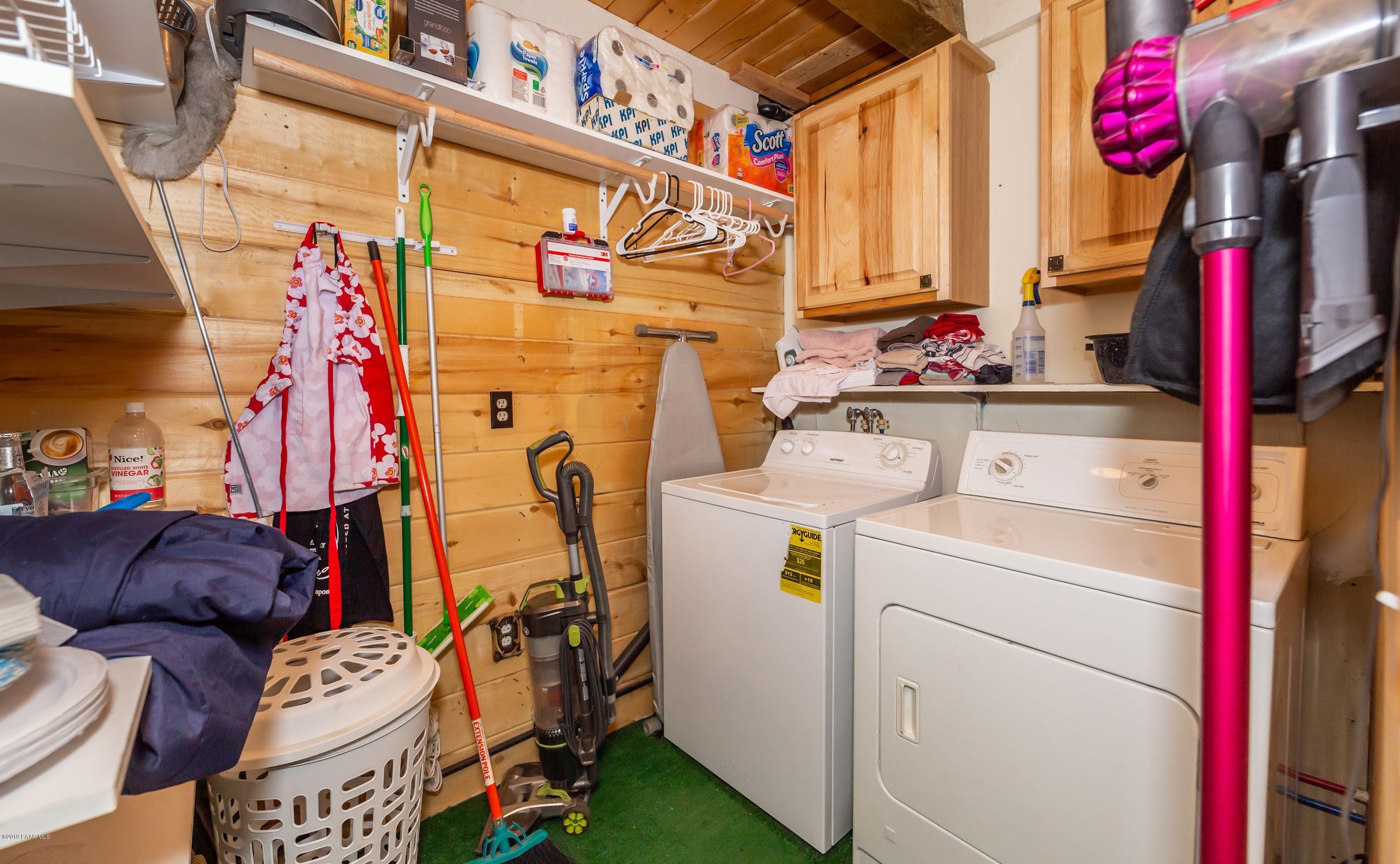 1310 West Mica Road Prescott, AZ 86303 - Photo 19 of 28 017_Laundry Room