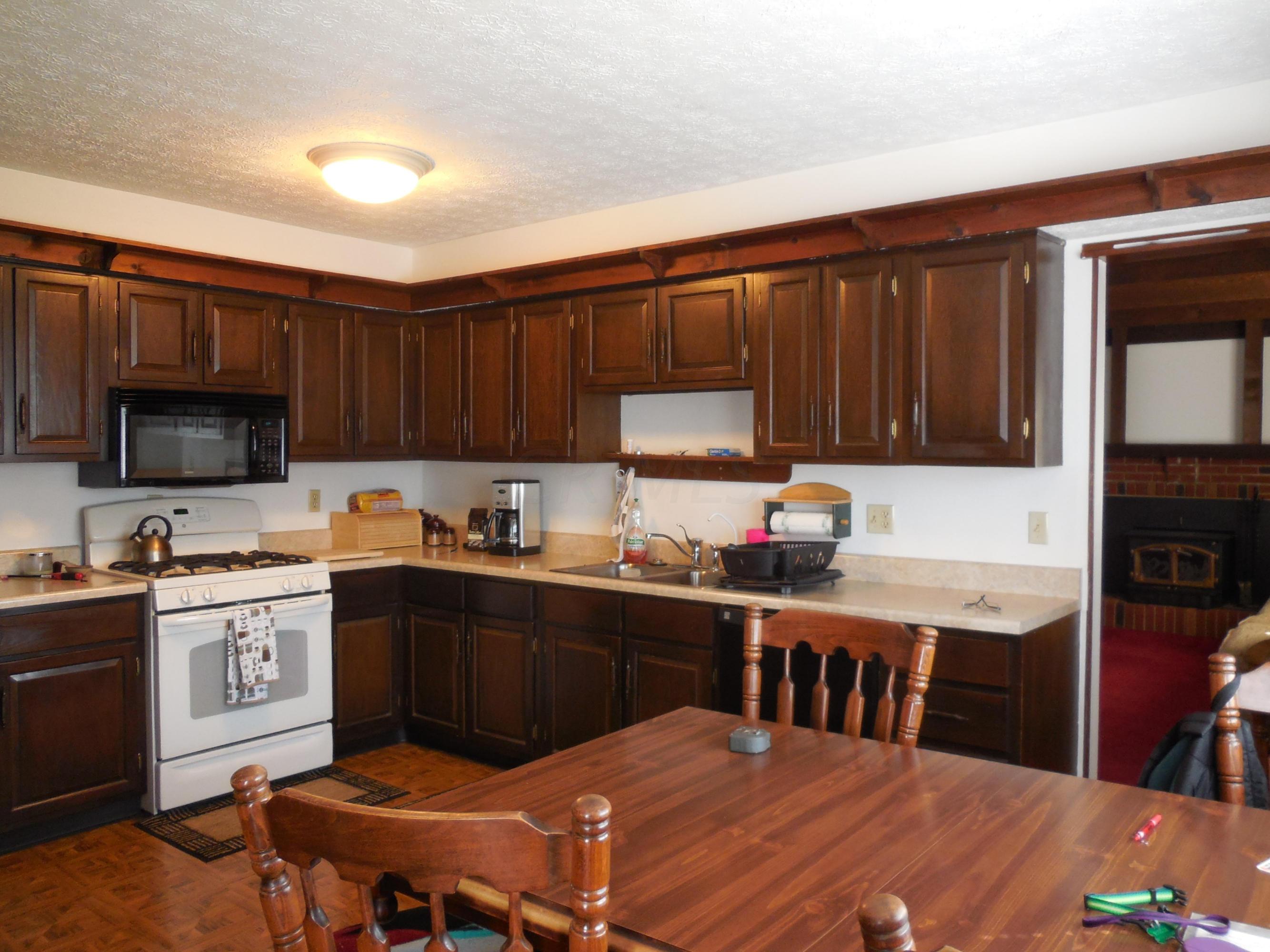 6556 Davis Road Hilliard, OH 43026 - Photo 6 of 11 Gallery Image 6