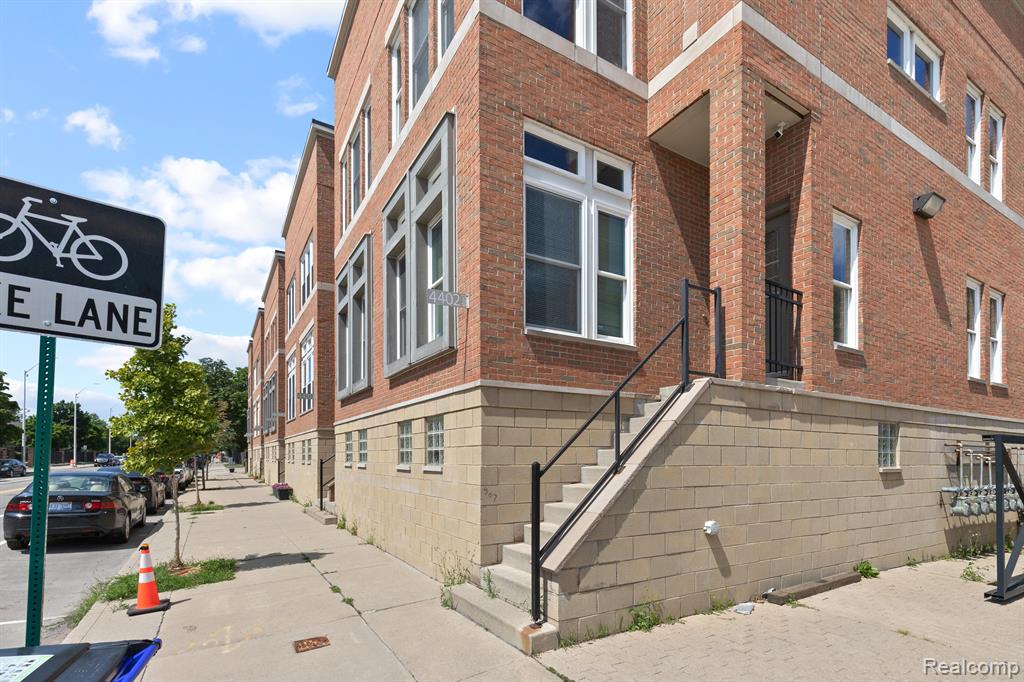 4402 3rd Avenue Detroit, MI 48201 - Photo 2 of 38