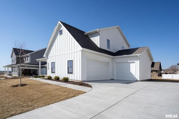 $714,900 | 6574 Pelican Street, Bettendorf, IA 52722