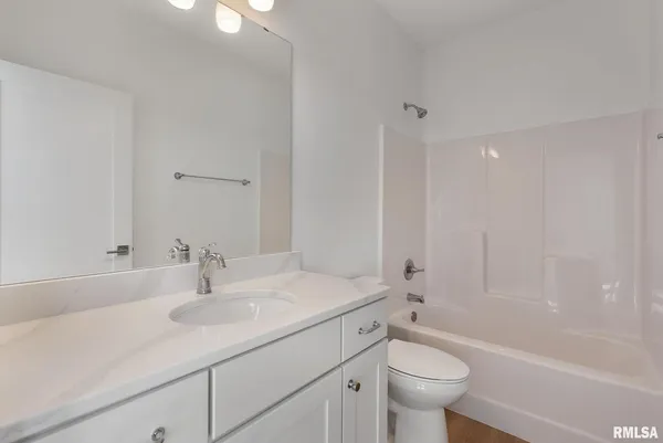 $714,900 | 6574 Pelican Street, Bettendorf, IA 52722