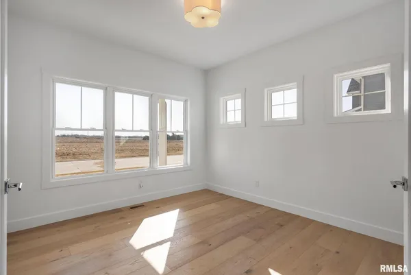 $714,900 | 6574 Pelican Street, Bettendorf, IA 52722