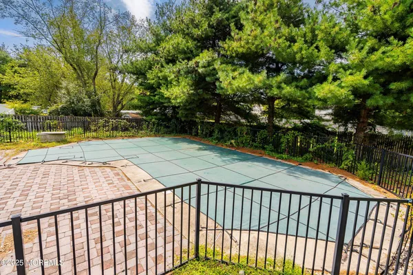a view of a tennis court
