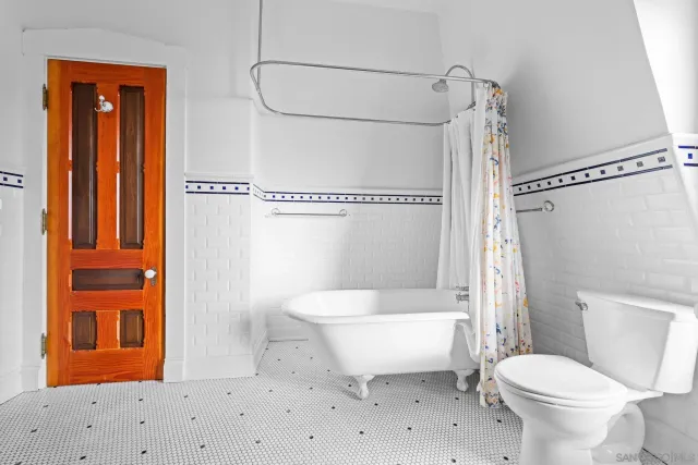 $2,300,000 | 1930 30th Street, San Diego, CA 92102