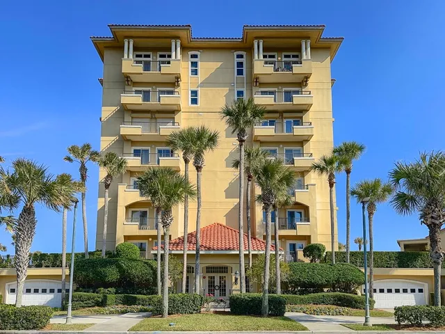 $2,000,000 | 8030 1st Coast Highway, Unit 201, Amelia Island, FL 32034