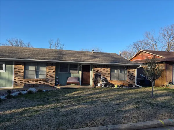 $195,000 | 1737 West Parnell Street, Denison, TX 75020