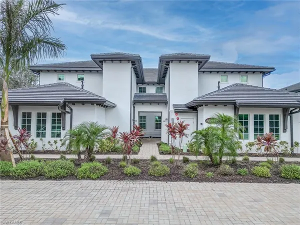 $744,950 | 16881 Fairgrove Way, Unit 7102, Naples, FL 34110
