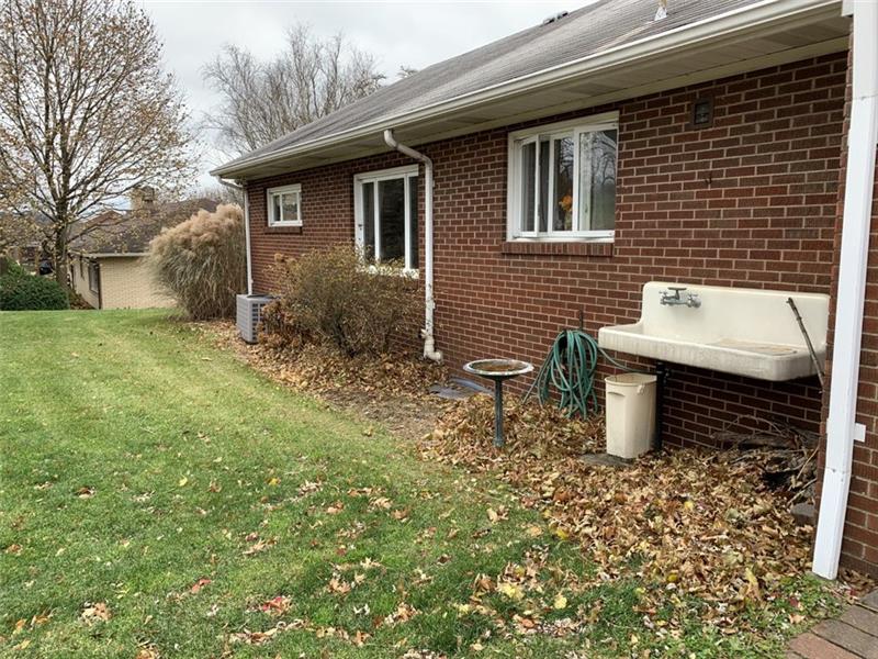7064 Shannon Road Verona, PA 15147 - Photo 19 of 22 Gallery Image 19