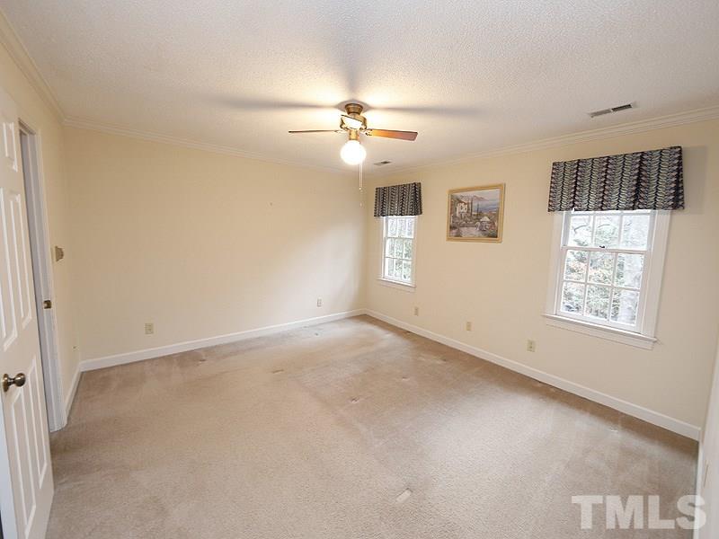 2517 Harptree Court Raleigh, NC 27613 - Photo 8 of 14 Gallery Image 8