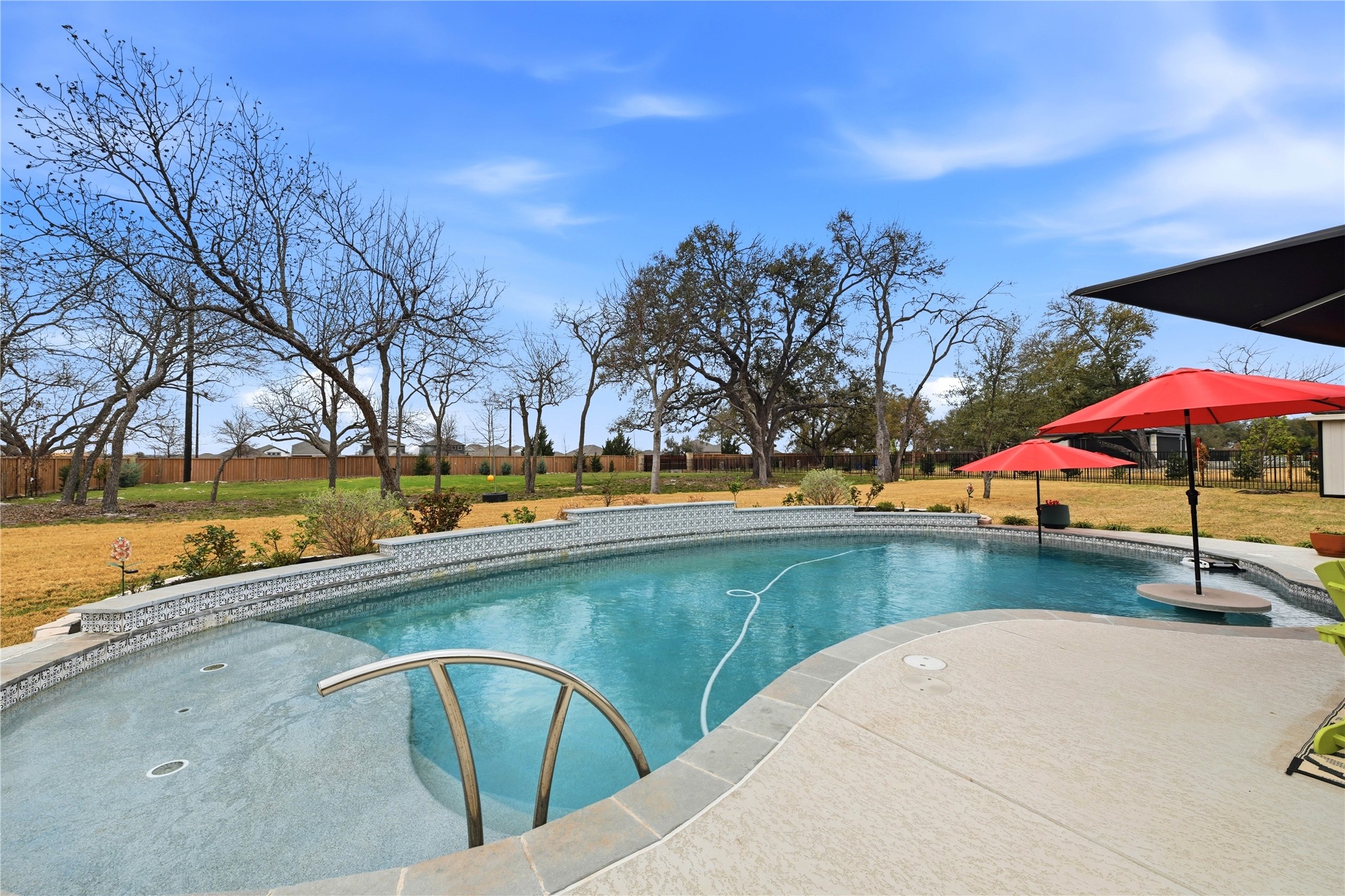 201 Miranda Way Georgetown, TX 78633 - Photo 36 of 40