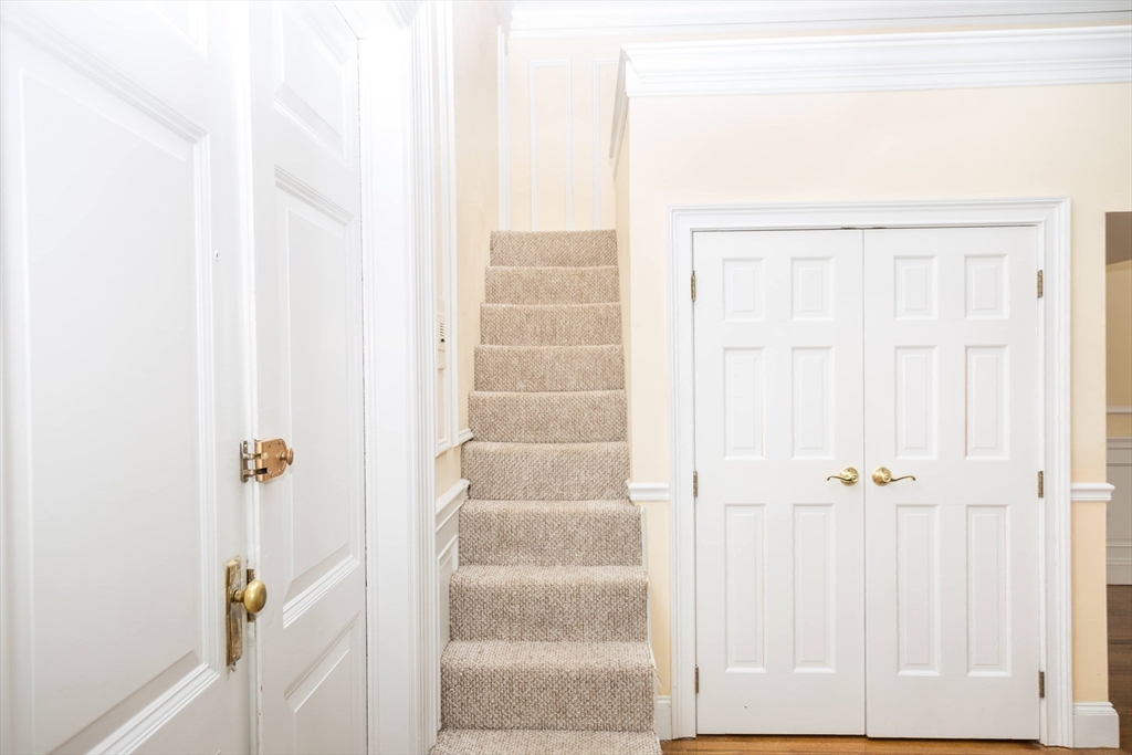 411 Beacon Street, Unit 4 Boston, MA 02115 - Photo 8 of 26