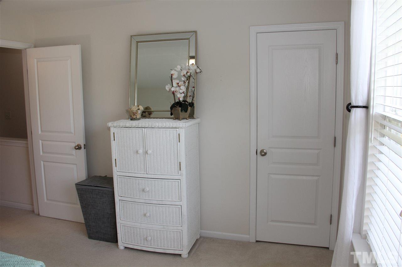 6043 History Trail Raleigh, NC 27612 - Photo 9 of 22 Gallery Image 9