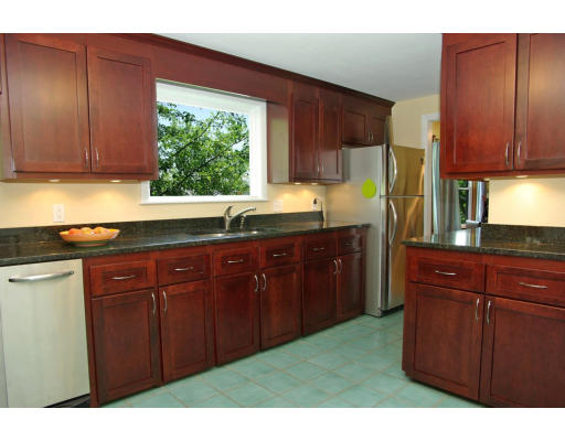 23 Brayton Road Boston, MA 02135 - Photo 3 of 10 Gallery Image 3