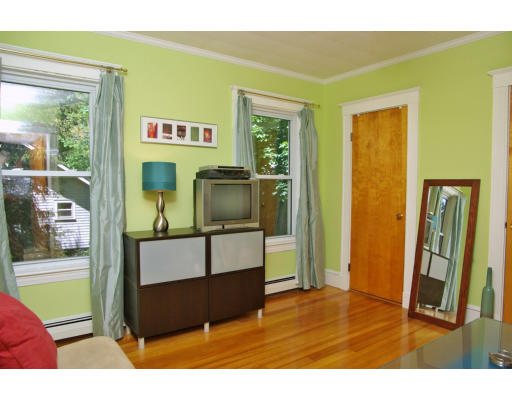 23 Brayton Road Boston, MA 02135 - Photo 8 of 10 Gallery Image 8