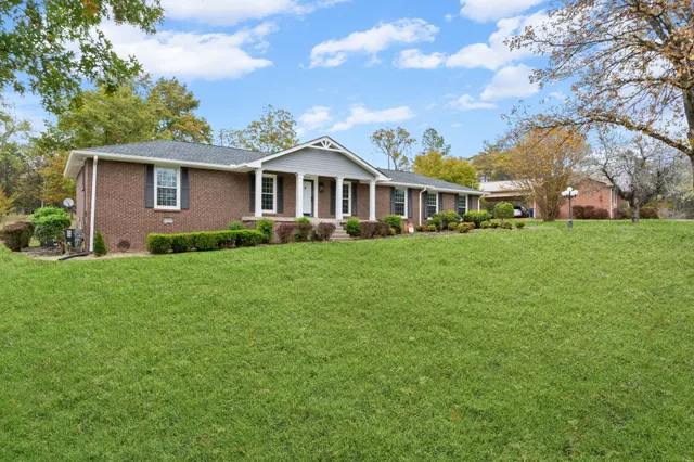 $689,900 | 607 Yvonne Drive, Goodlettsville, TN 37072