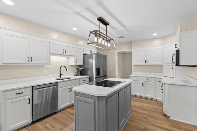 $689,900 | 607 Yvonne Drive, Goodlettsville, TN 37072