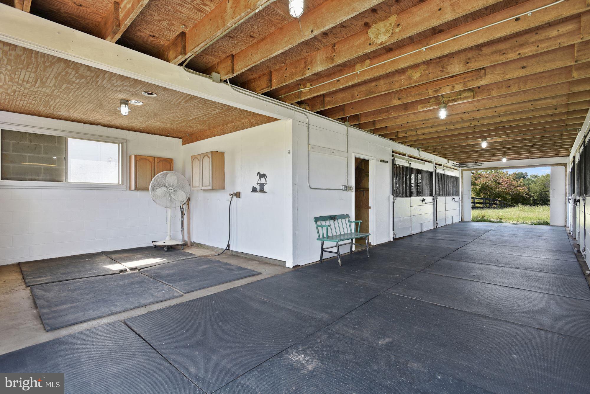 36958 Jeb Stuart Road Purcellville, VA 20132 - Photo 26 of 34 Gallery Image 26