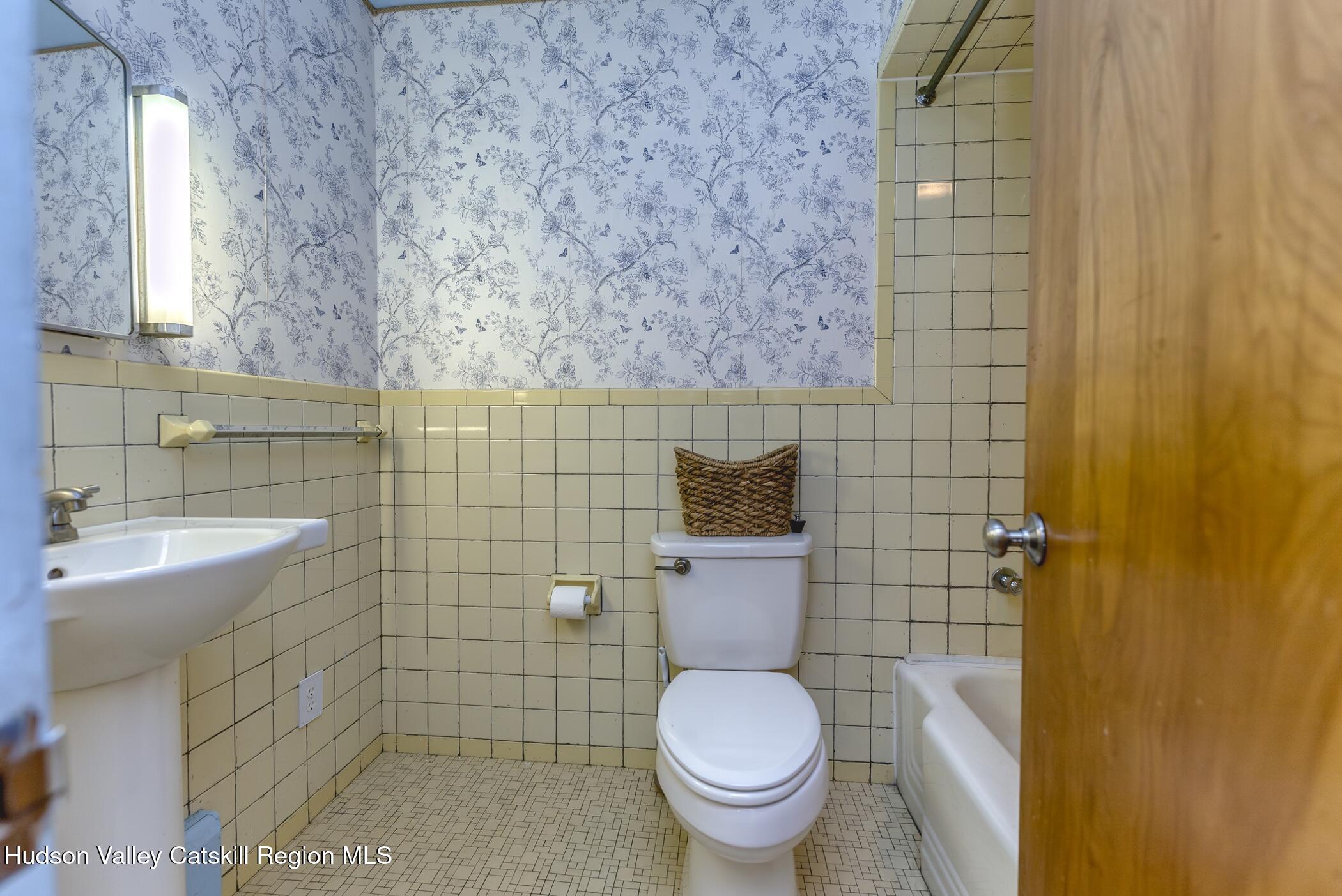 3884 Atwood Road Stone Ridge, NY 12484 - Photo 31 of 50 Picture-22