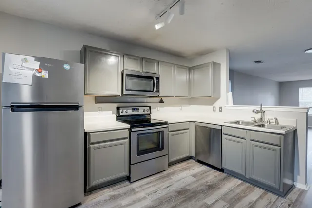 $439,900 | 2761 Sutherland Drive, Thompson's Station, TN 37179