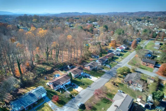 $2,750 | 201 Springdale Road, Bristol, VA 24201