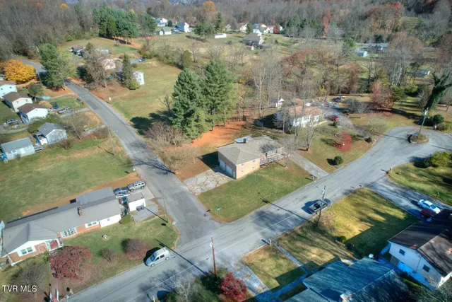 $2,750 | 201 Springdale Road, Bristol, VA 24201