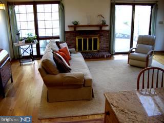704 Jade Road Yardley, PA 19067 - Photo 4 of 6 Gallery Image 4